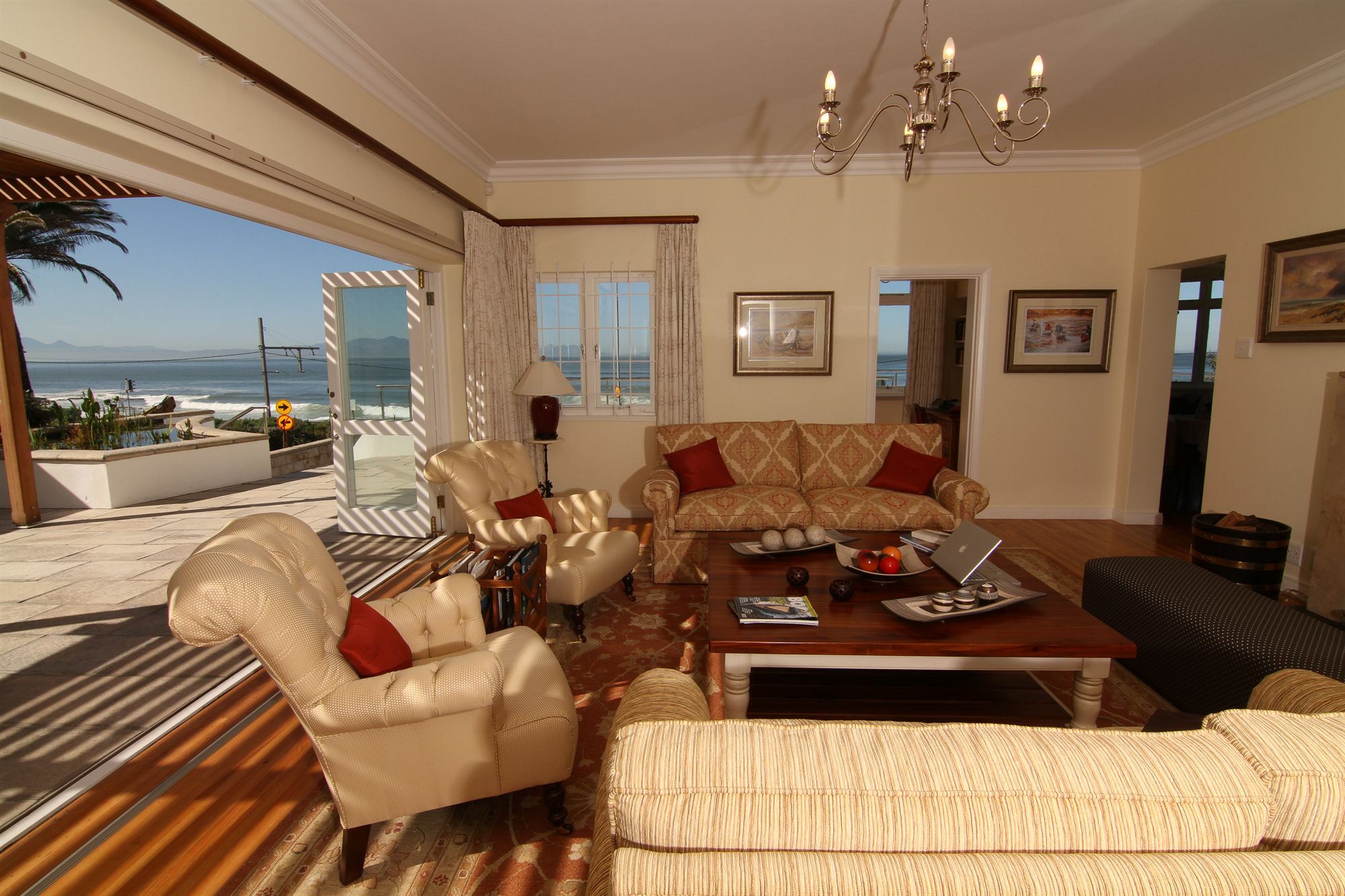 St James Guest Houses Kalk Bay Extérieur photo